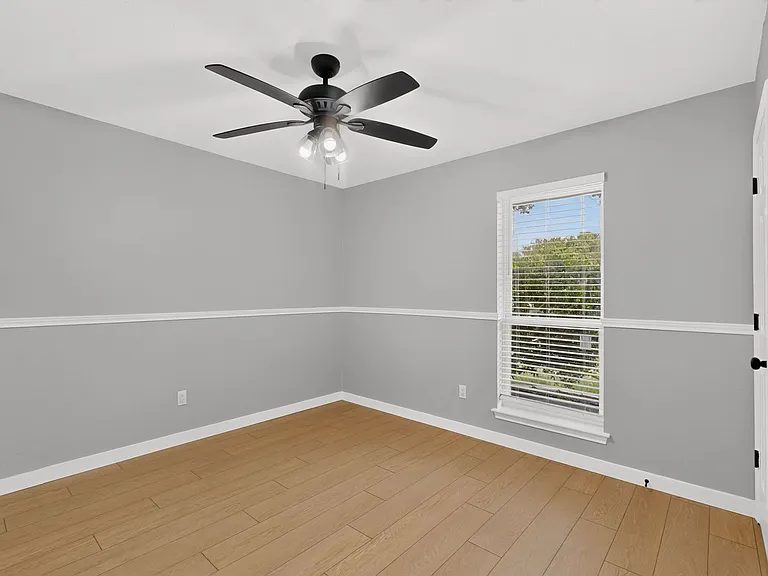 620 Stoneybrook Dr — Photo 17