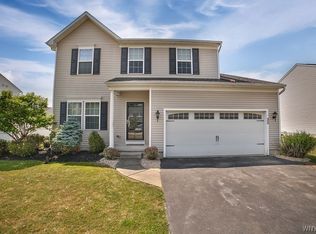 32 Rose St, Lancaster, NY 14086