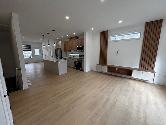 4th image of 31 Stranmillis Ave