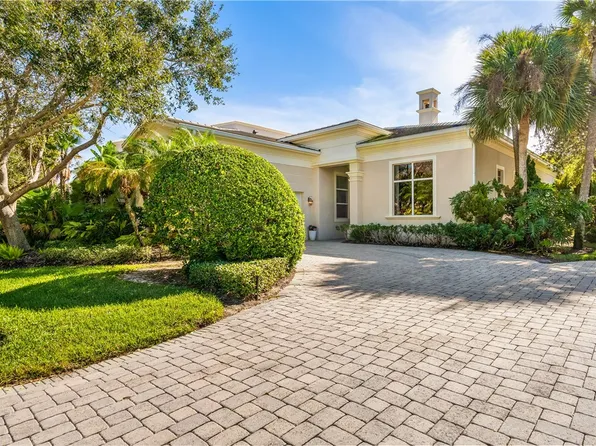 1638 Weybridge Cir, Indian River Shores, FL 32963