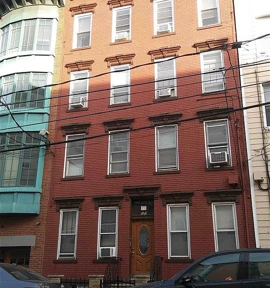 521 Madison St #6 — Photo 10