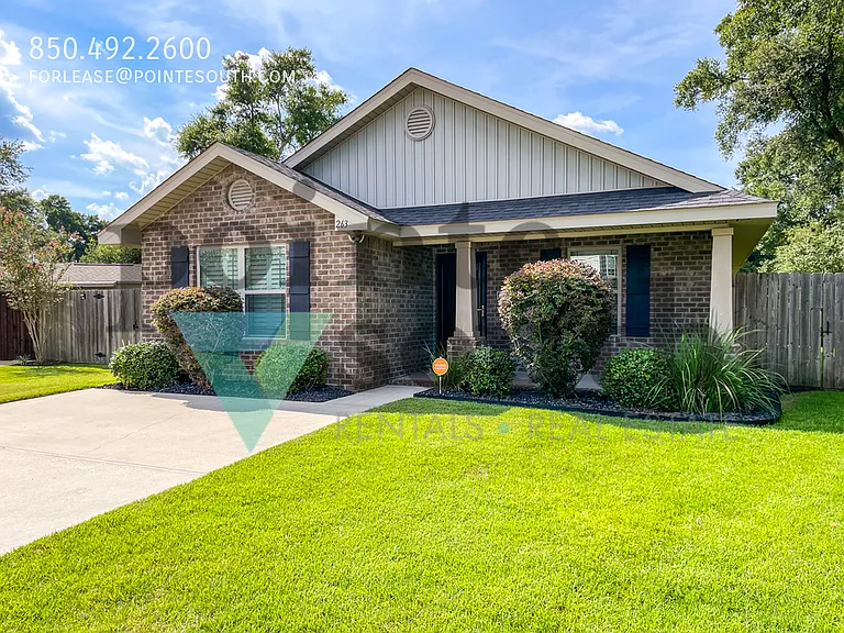 263 Cottage View Dr — Photo 2