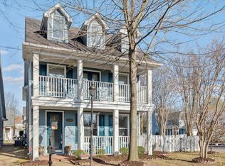 1400 Island Town Dr, Memphis, TN 38103