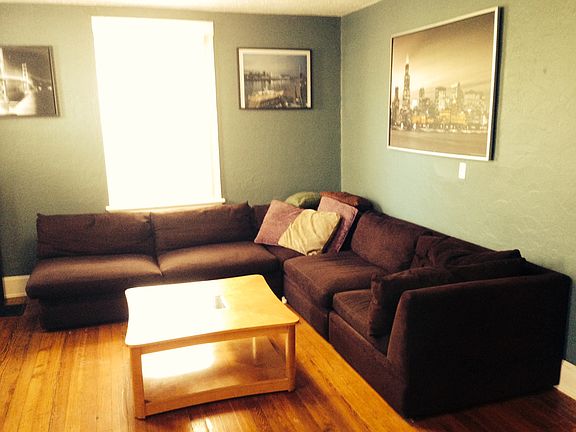2nd image of 134 Parker St