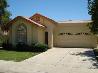 1207 W Sandman Dr, Gilbert, AZ 85233