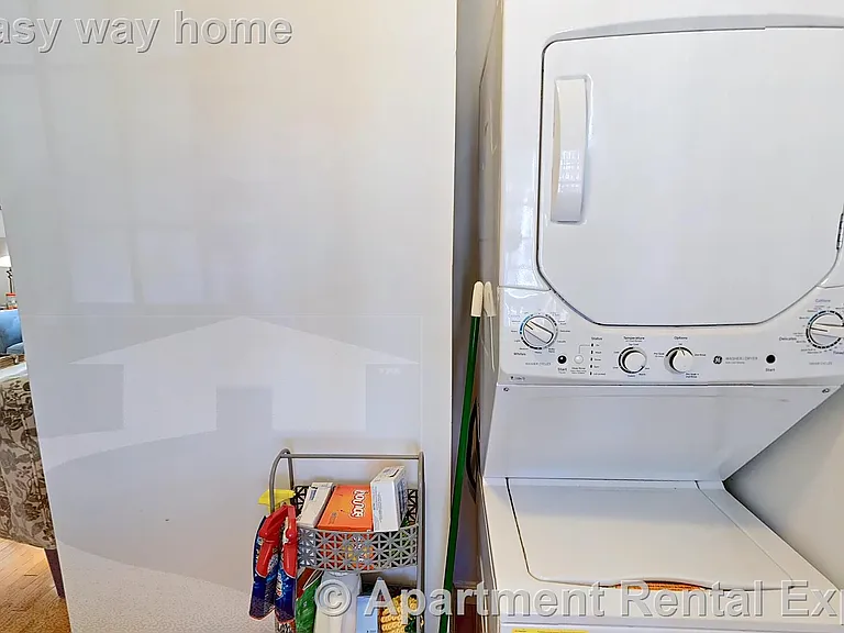 53 Derby St #3 — Photo 10