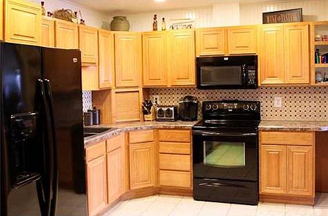 3rd image of 1816 Avenue C