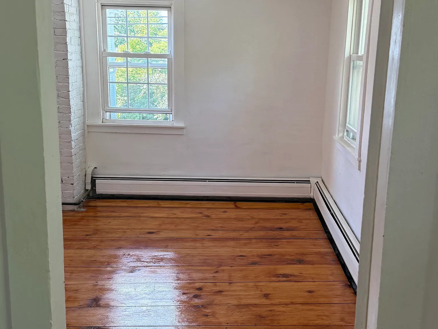 2 bed, 1200 sqft, $2,000 — Photo 3