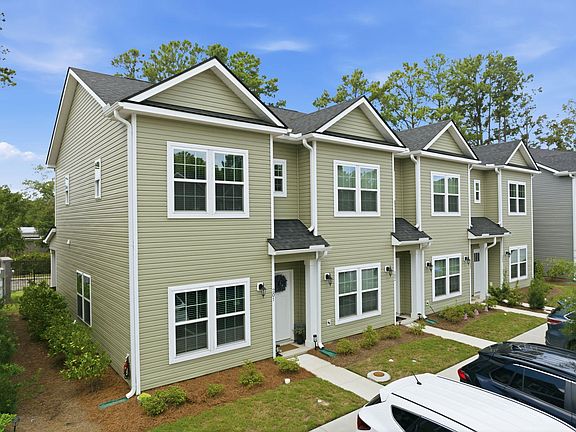 2nd image of 201 Twin Rivers Dr