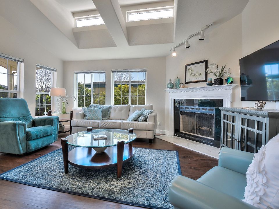1st image of 1050 Borregas Ave Spc 7