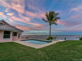 919 SE Riverside Dr, Stuart, FL 34996