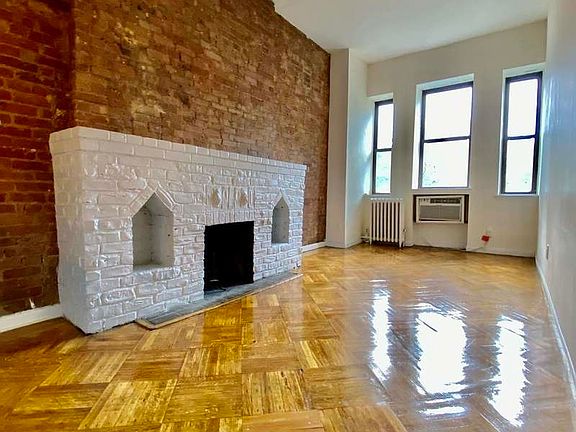 3rd image of 52 W 91st St #5S