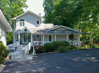 763 Buckhead Dr, Bracey, VA 23919
