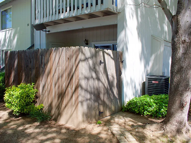 4839 Vir Mar St #33 — Photo 17