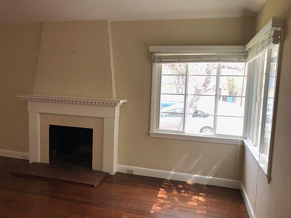3rd image of 1125 Paloma Ave APT 4