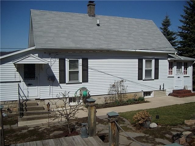 1st image of 360 Reynolds St
