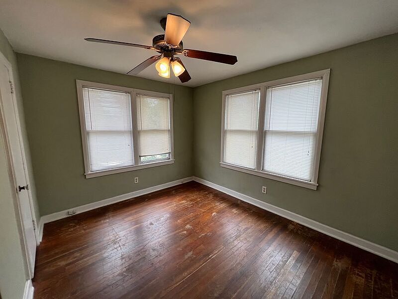 1st image of 2508 College St