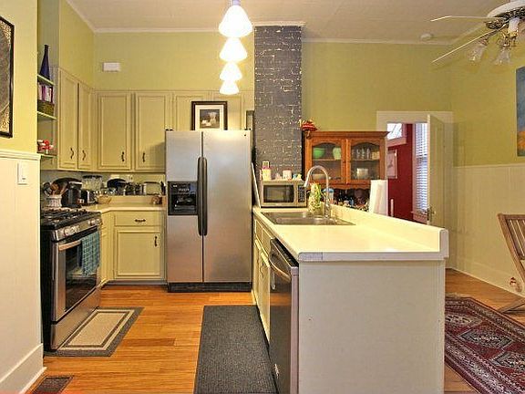 4th image of 103 W Magnolia Ave