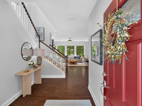 103 Medfield Ct, Chapel Hill, NC 27517