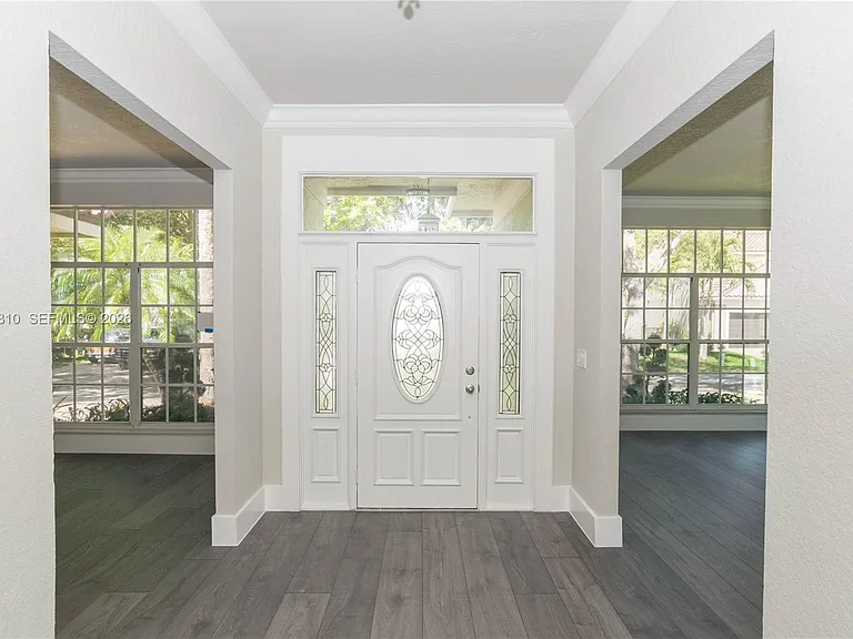 3799 Lancewood Dr — Photo 3