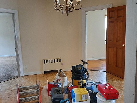 3rd image of 230 Union Ave
