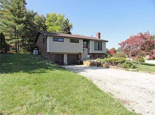4137 Cambridge Dr, Irwin, PA