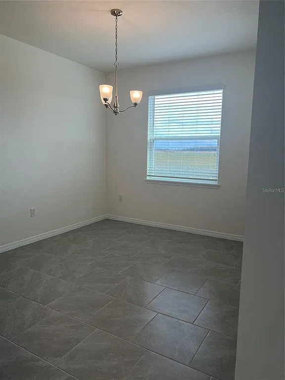 4 bed, 3.5 bath, 2852 sqft, $3,400 — Photo 4