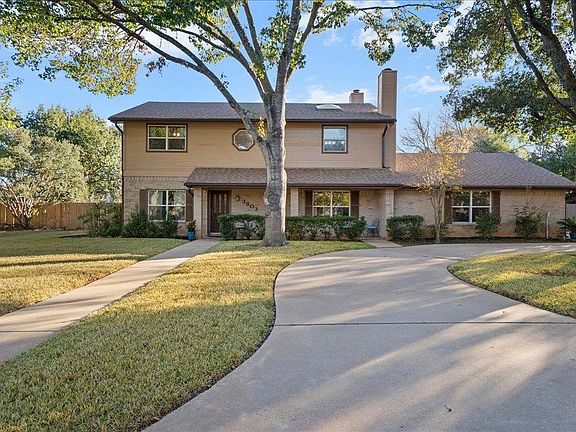 2nd image of 3803 Frodo Cv