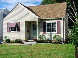 1090 Britton Rd, Rochester, NY 14616