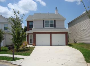 1909 Roble Dr, College Park, GA 30349