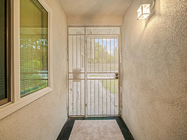 3332 La Puente Rd — Photo 2