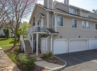 12 Birchwood Rd, Bedminster, NJ 07921