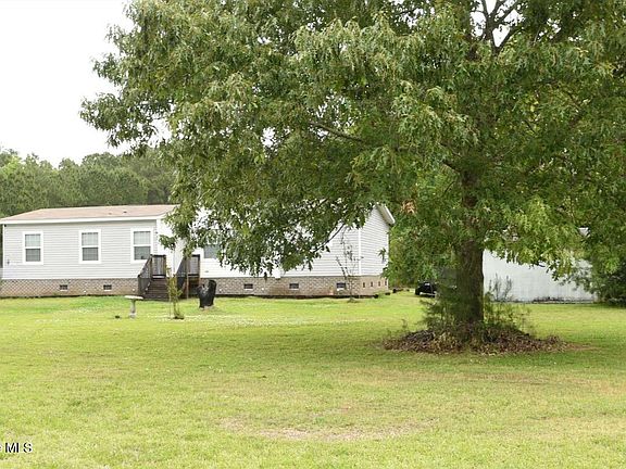 3rd image of 1430 Nixonton Road
