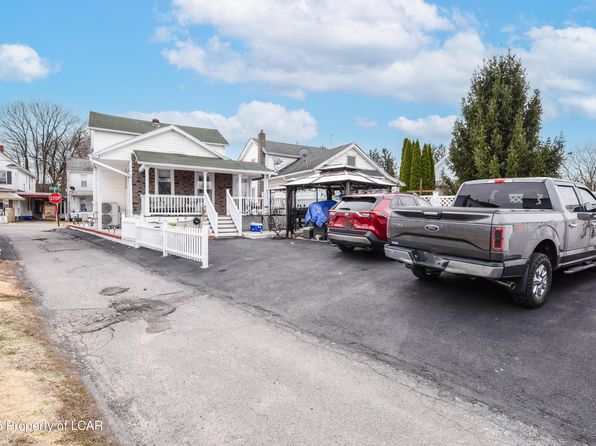 165 Vine St, Pittston, PA 18640