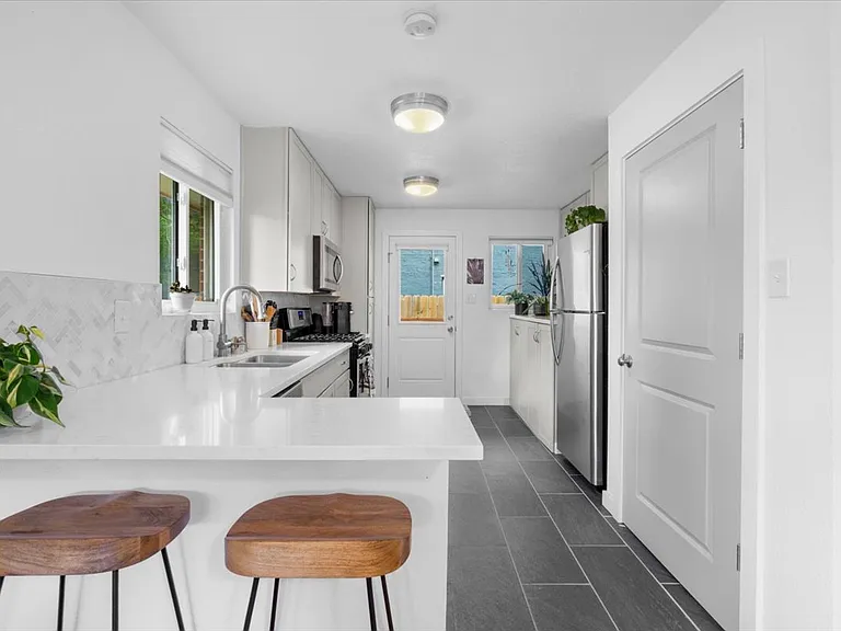 3246 N Columbine St — Photo 17