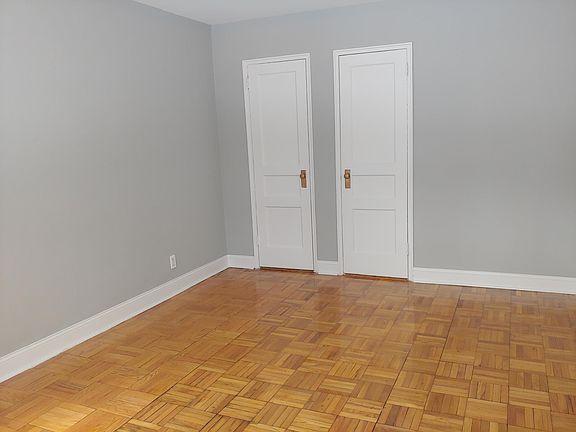 3rd image of 192-65B 71st Cir #1