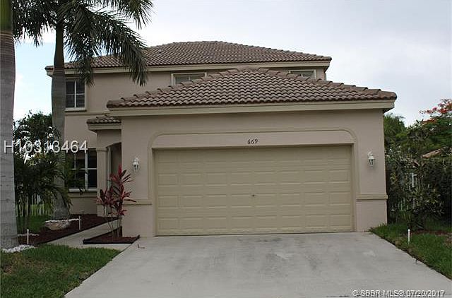 1st image of 669 Live Oak Ln