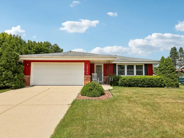 1213 River Park CIRCLE WEST West, Mukwonago, WI 53149