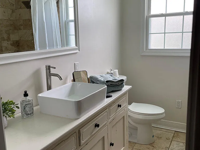 6374 Argonne Blvd — Photo 11