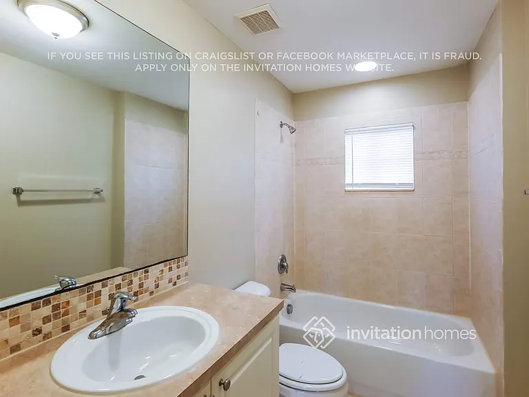 175 SE 2nd Ct — Photo 16