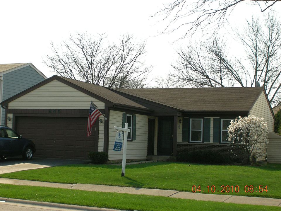 1st image of 845 W Bryn Mawr Ave