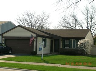 845 W Bryn Mawr Ave, Roselle, IL