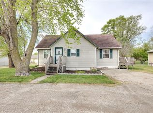 204 N 2nd St, Elwood, KS 66024