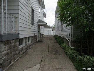 2nd image of 157 Springville Ave