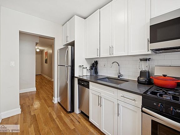 5th image of 441 Convent Ave APT 2B