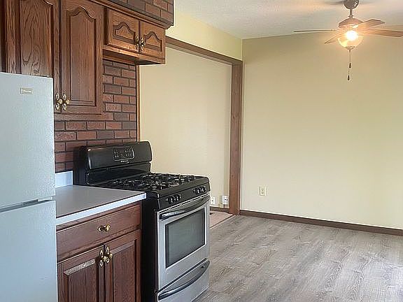 2nd image of 6090 Tall Oaks Dr