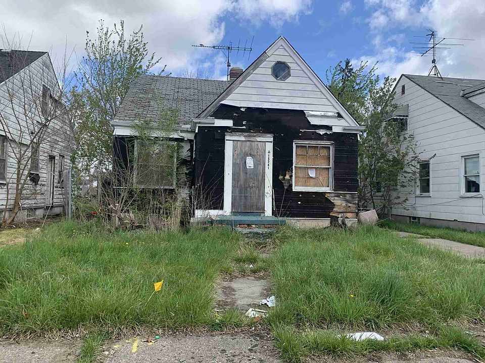15241 Faircrest