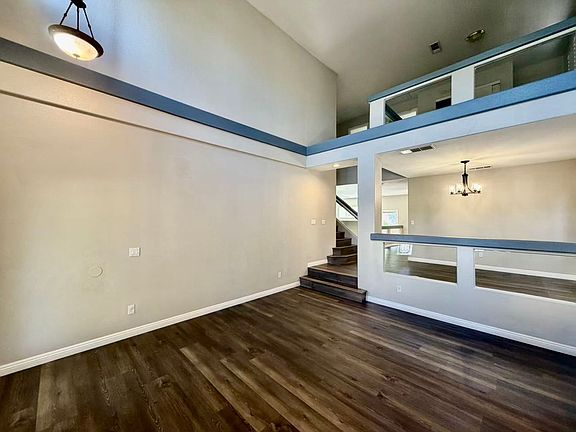3rd image of 10857 Pentland Downs St