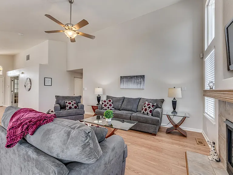 4791 Mesa Meadows Dr — Photo 13