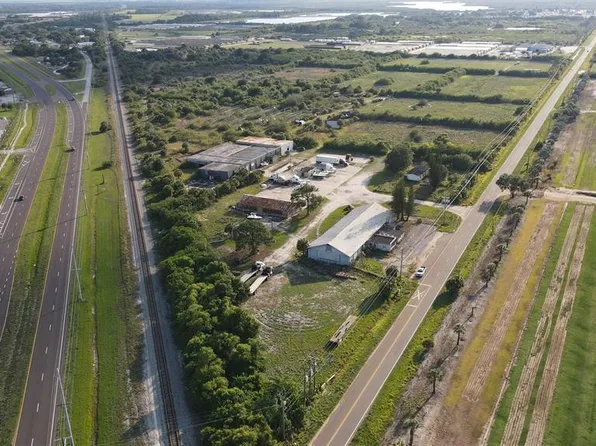 3030 Cockroach Bay Rd, Ruskin, FL 33570